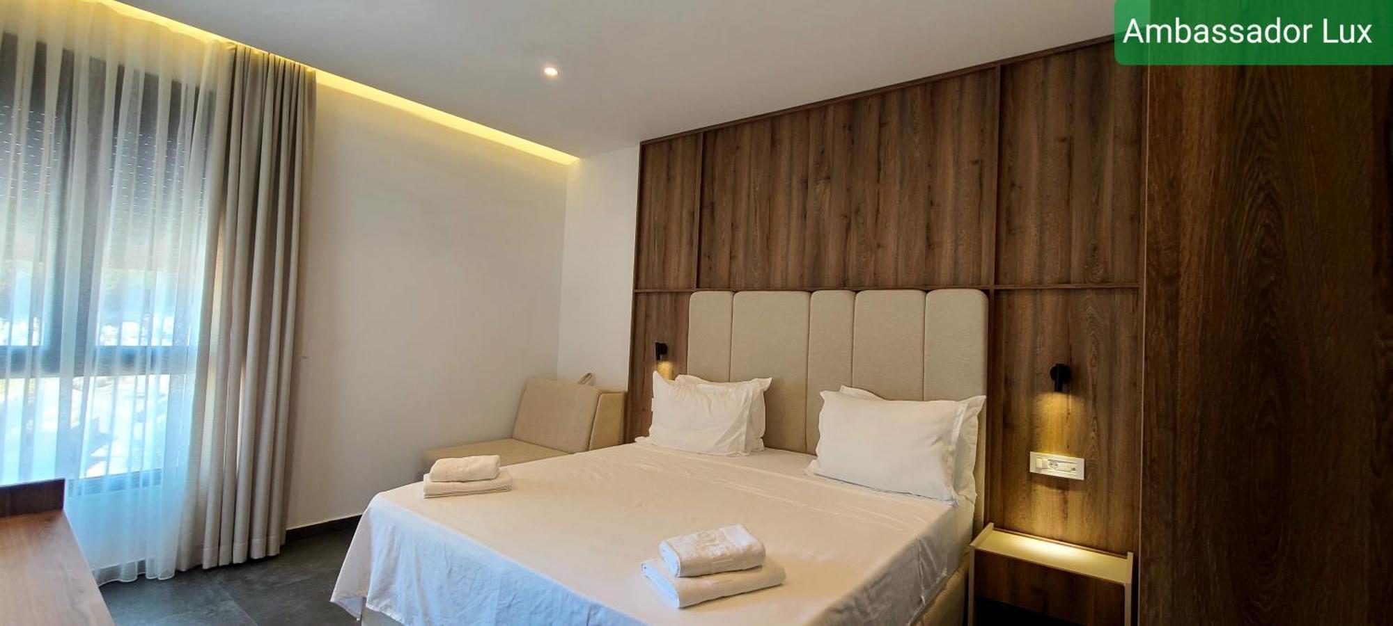 Ambassador & Ambassador Lux Apartments Ulcinj Szoba fotó