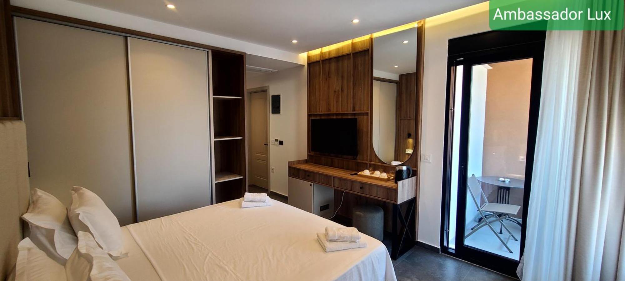 Ambassador & Ambassador Lux Apartments Ulcinj Szoba fotó