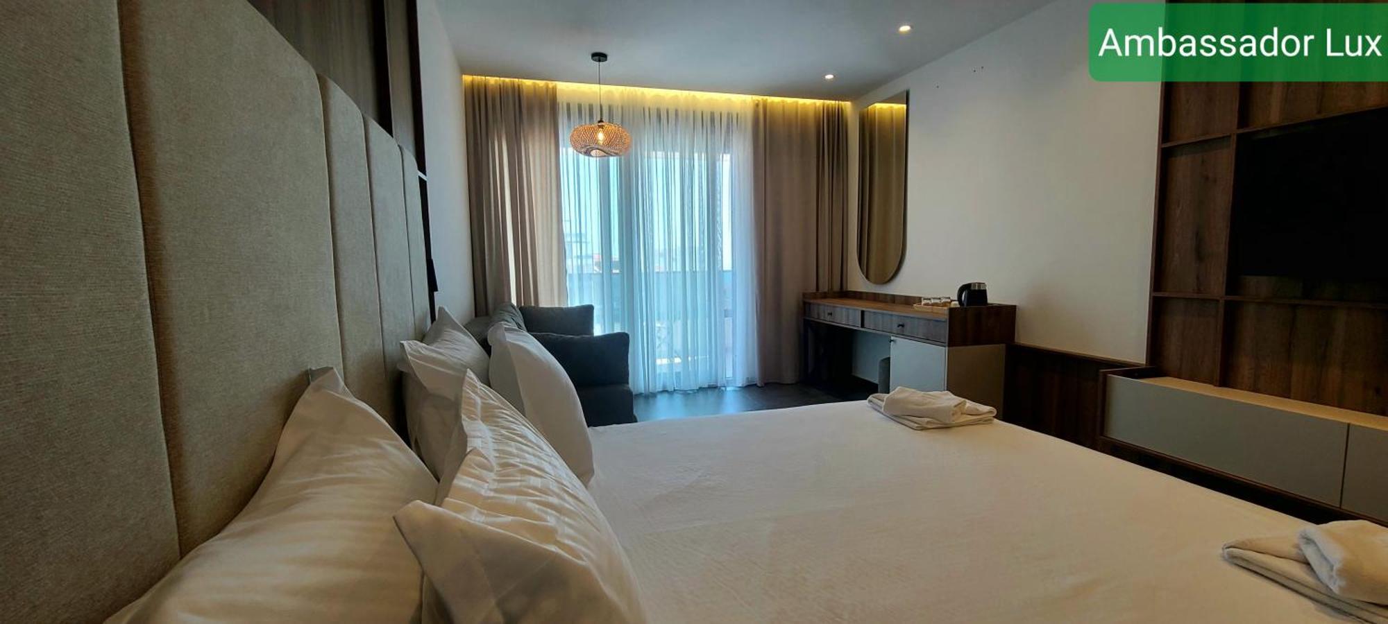 Ambassador & Ambassador Lux Apartments Ulcinj Szoba fotó