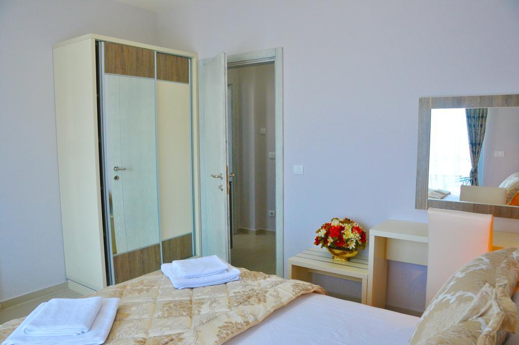 Ambassador & Ambassador Lux Apartments Ulcinj Kültér fotó