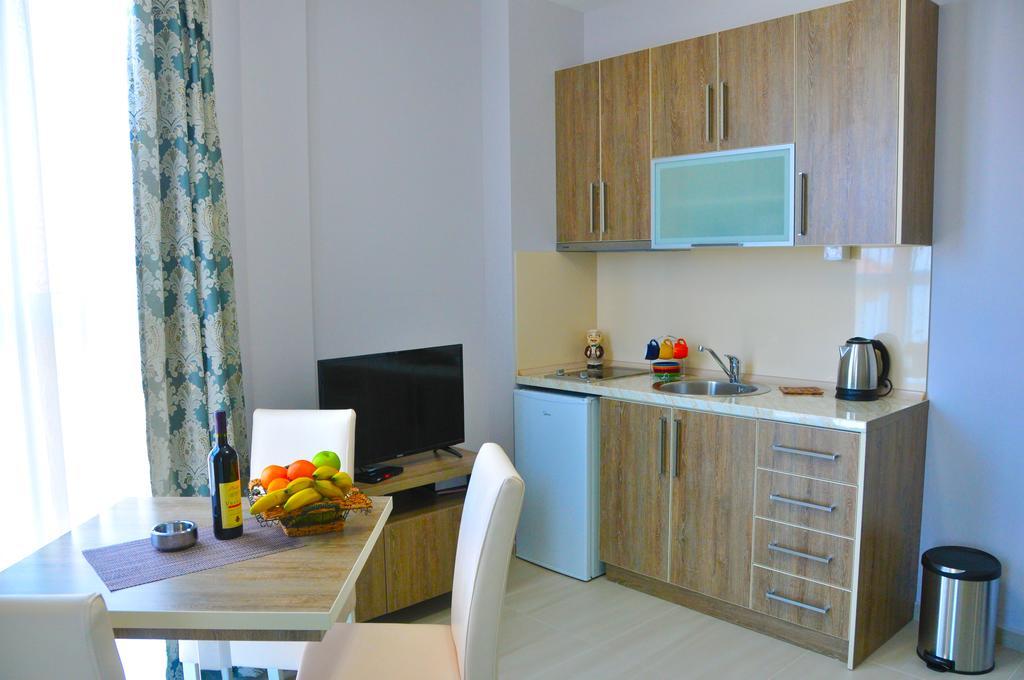 Ambassador & Ambassador Lux Apartments Ulcinj Kültér fotó